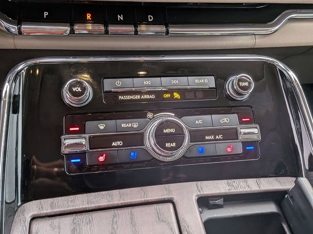 Used 2023 Lincoln Navigator Reserve image 24