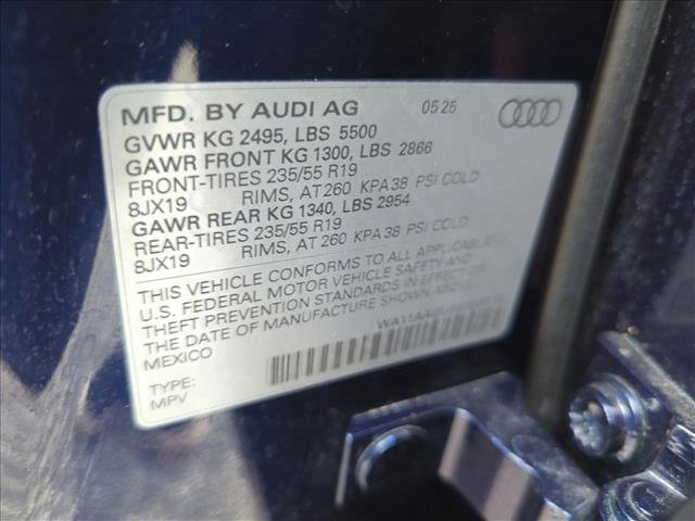 Certified 2025 Audi Q5 Premium w/ Convenience Package image 23