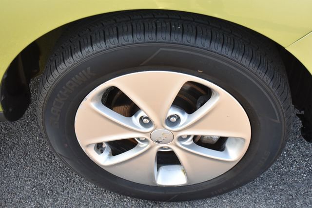 Used 2015 Kia Soul image 11