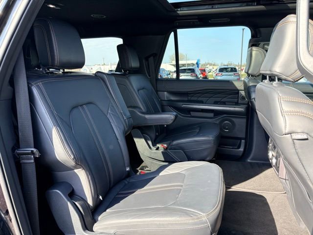 Used 2024 Ford Expedition Max Platinum AWD/4WD image 16