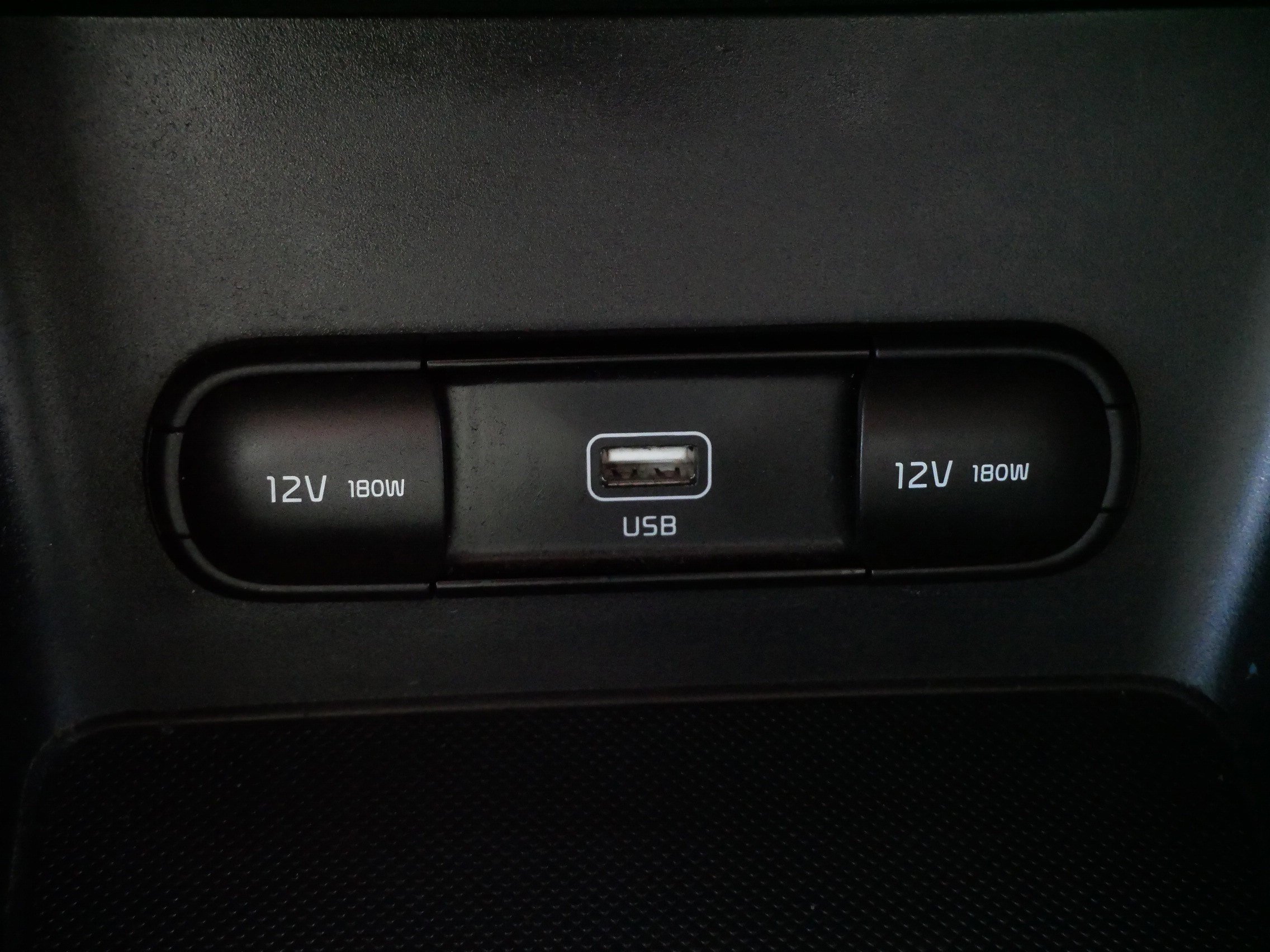 Used 2021 Kia Sportage LX image 30