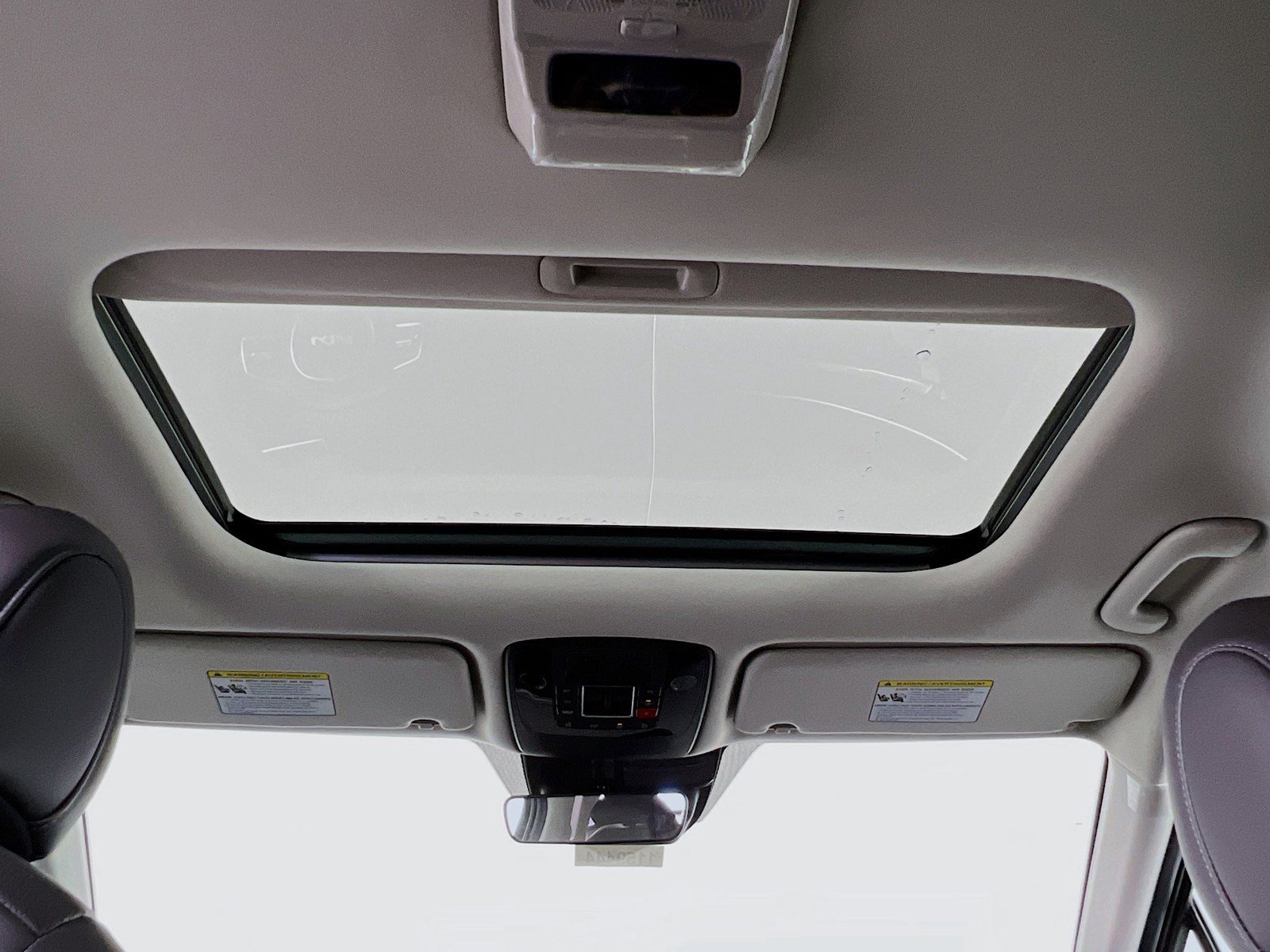New 2025 Kia Carnival SX FWD image 27