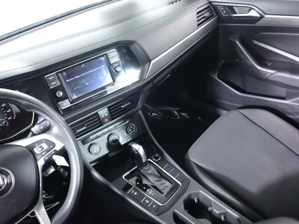 Used 2019 Volkswagen Jetta S image 28
