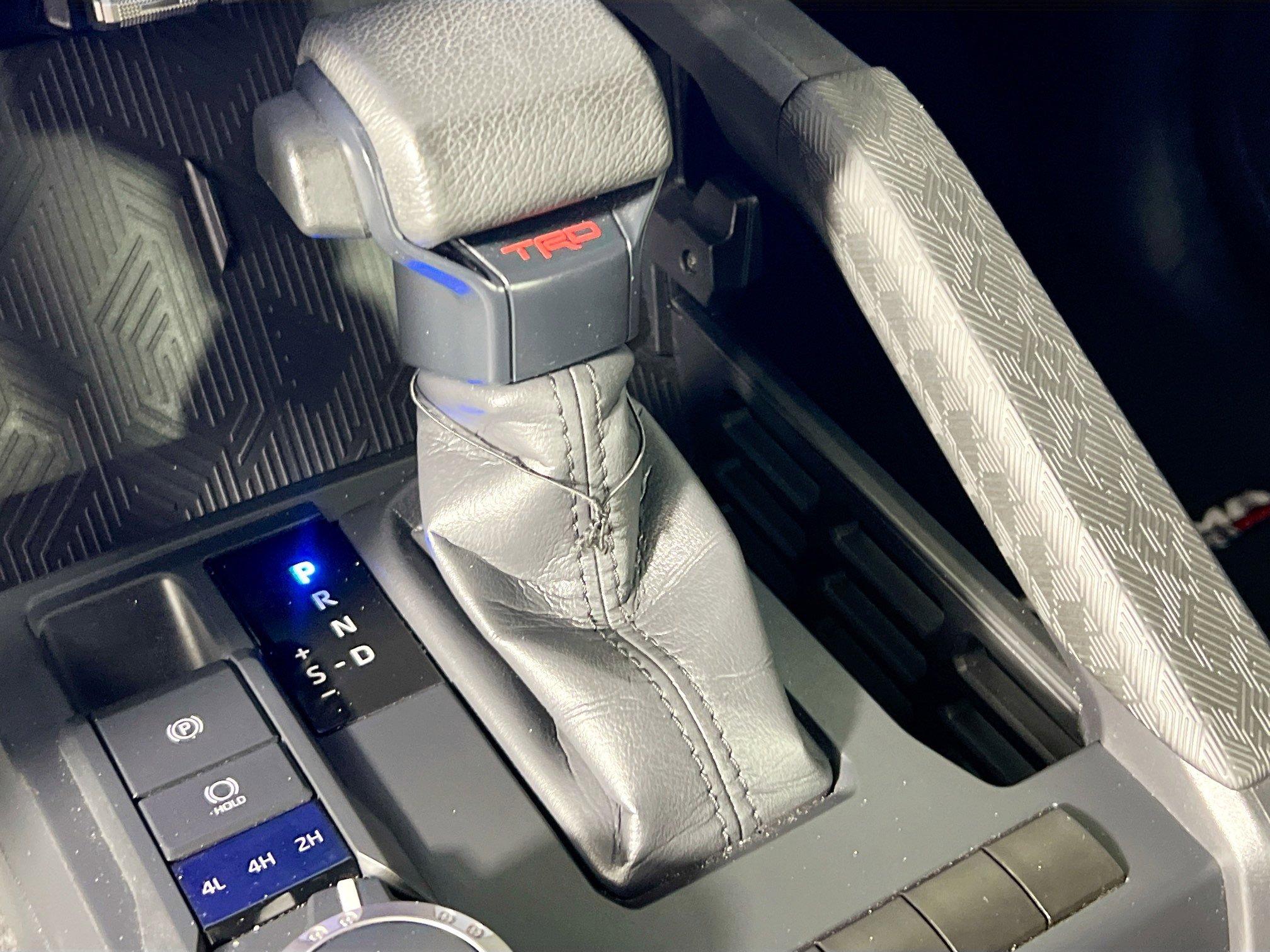 Used 2025 Toyota Tacoma TRD Sport image 25