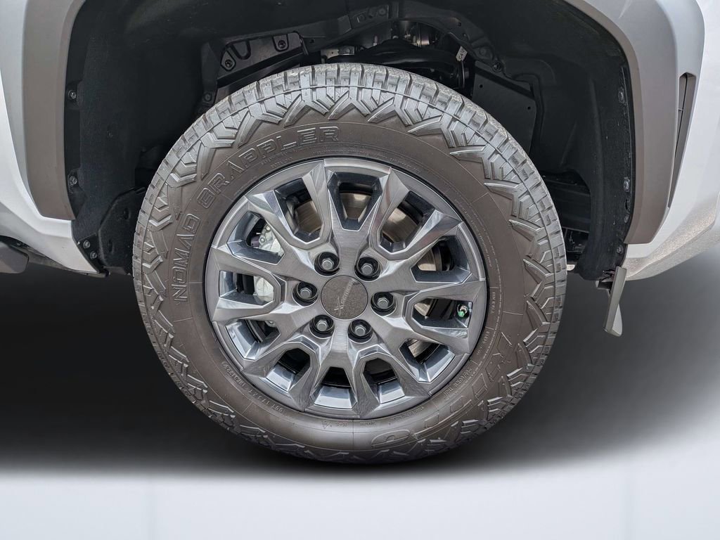 Used 2025 Toyota 4Runner SR5 image 10