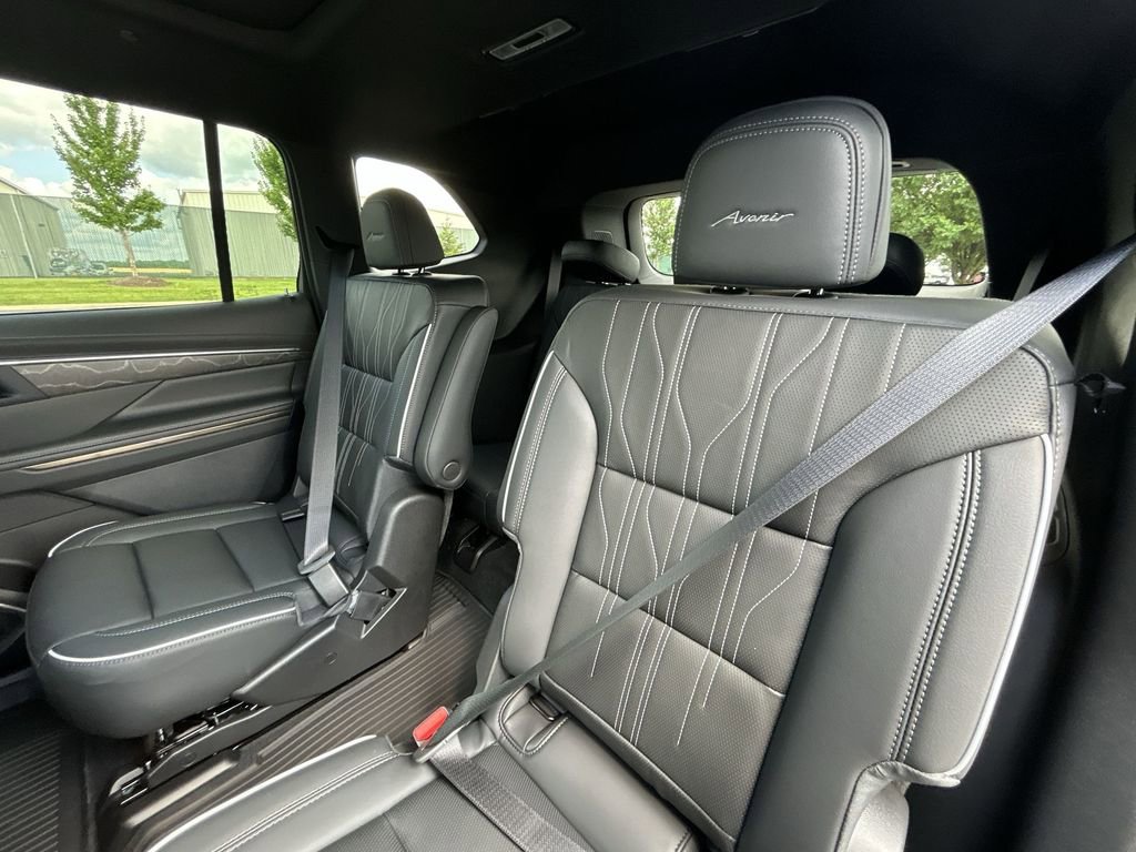New 2025 Buick Enclave Avenir w/ Super Cruise Package image 24