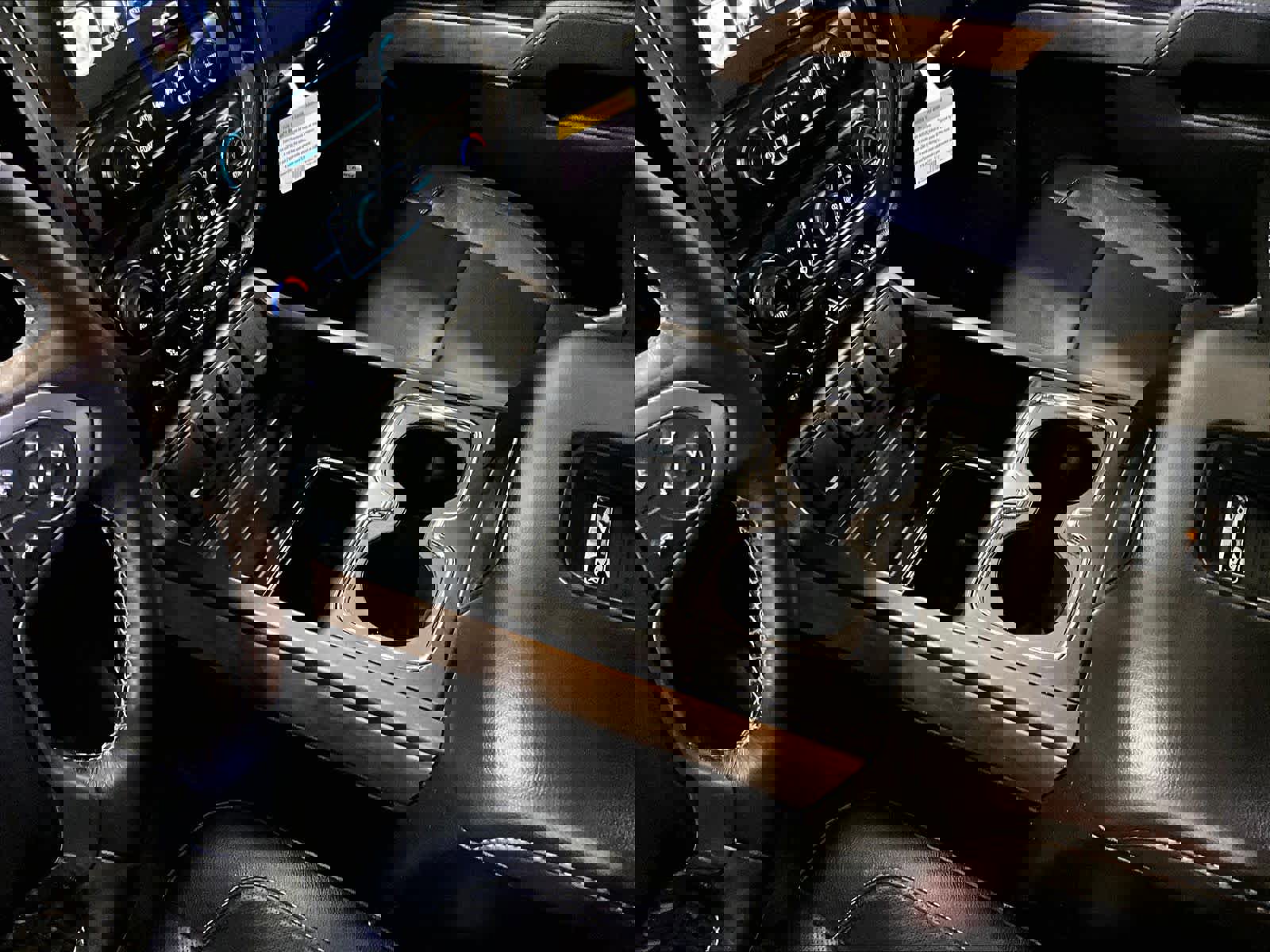 Used 2018 Chevrolet Silverado 1500 LTZ w/ Sport Package image 20