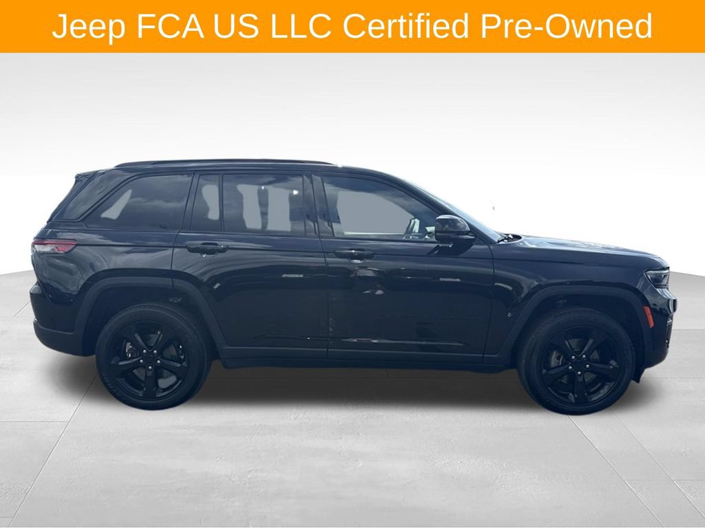 Certified 2023 Jeep Grand Cherokee Altitude AWD/4WD image 2