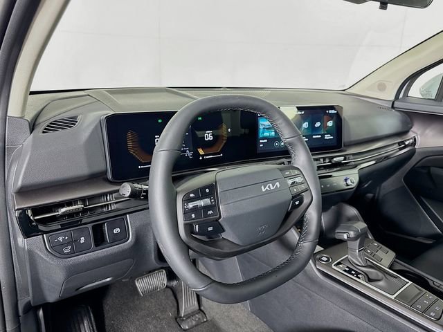 New 2026 Kia Sportage EX image 11