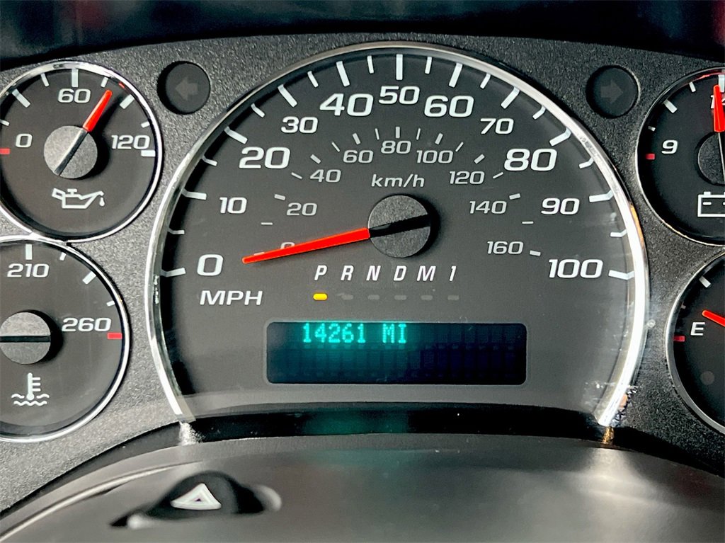 Used 2022 GMC Savana 2500 w/ Driver Convenience Package image 12