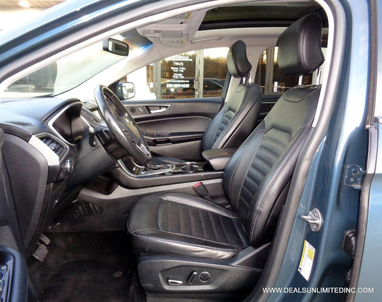 Used 2016 Ford Edge SEL w/ Equipment Group 201A image 9