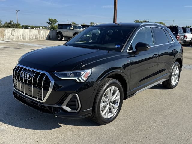 Used 2025 Audi Q3 2.0T Premium AWD/4WD image 9
