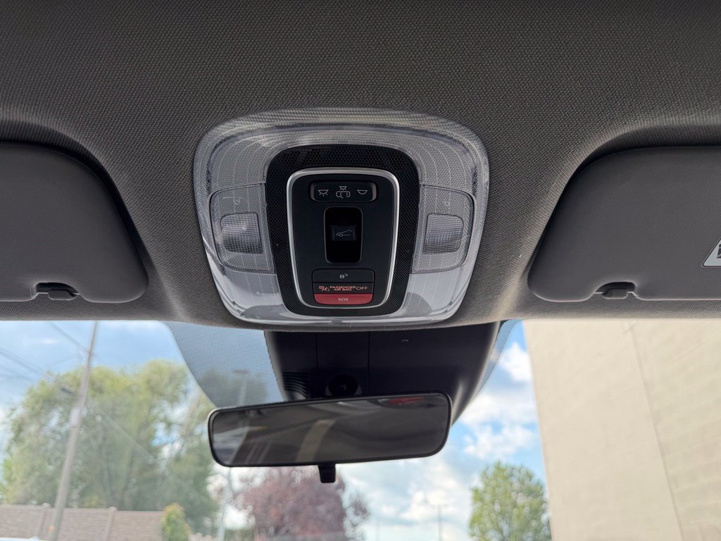 Used 2025 Hyundai Elantra SEL FWD image 19