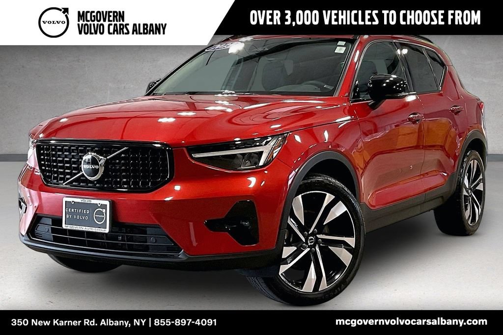 Certified 2023 Volvo XC40 B5 Plus w/ Climate Package
