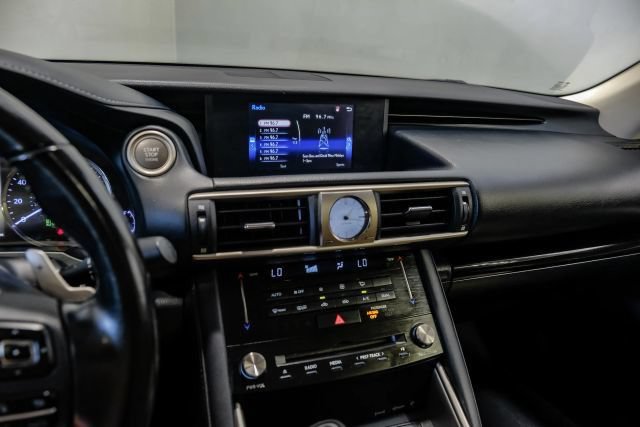 Used 2017 Lexus IS 200t w/ Premium Package RWD image 30