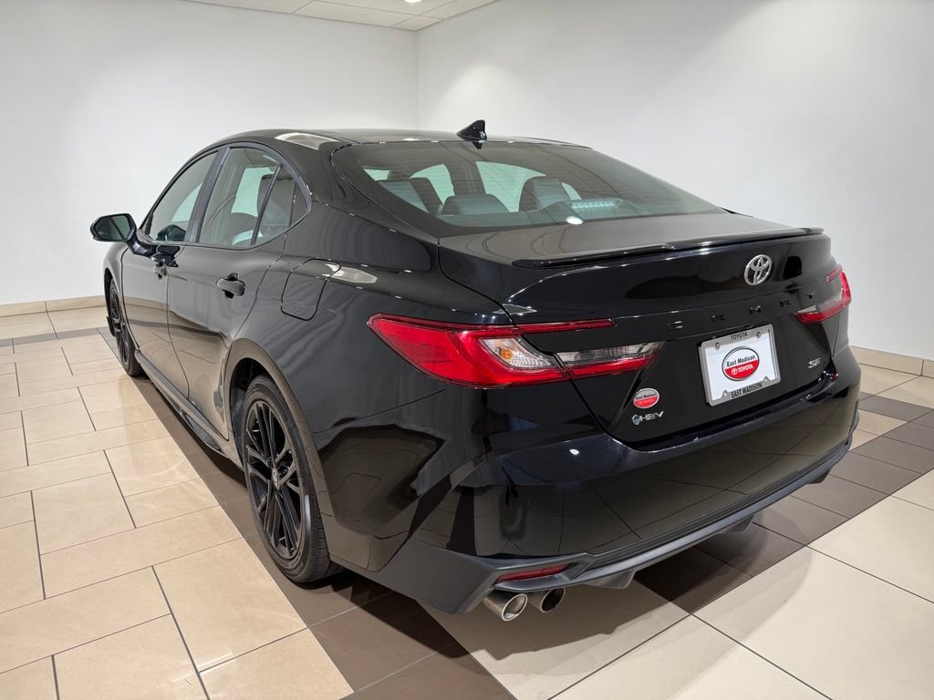 Certified 2026 Toyota Camry SE FWD image 3