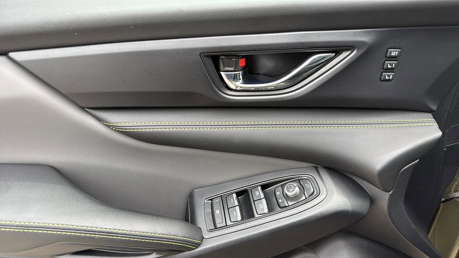 Used 2024 Subaru Ascent Onyx Edition Limited image 12