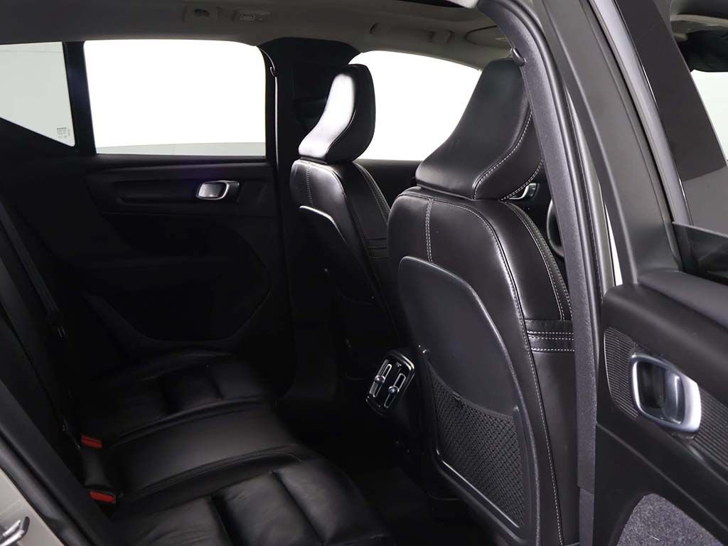 Used 2023 Volvo XC40 B5 Plus w/ Climate Package AWD/4WD image 29