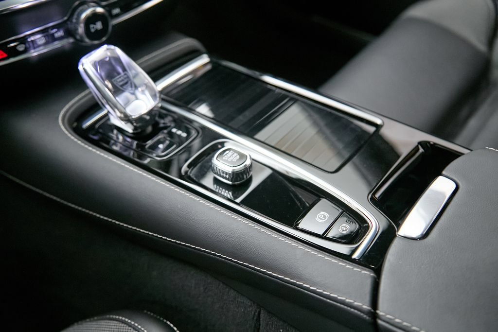 Certified 2024 Volvo V60 T8 Polestar AWD/4WD image 19