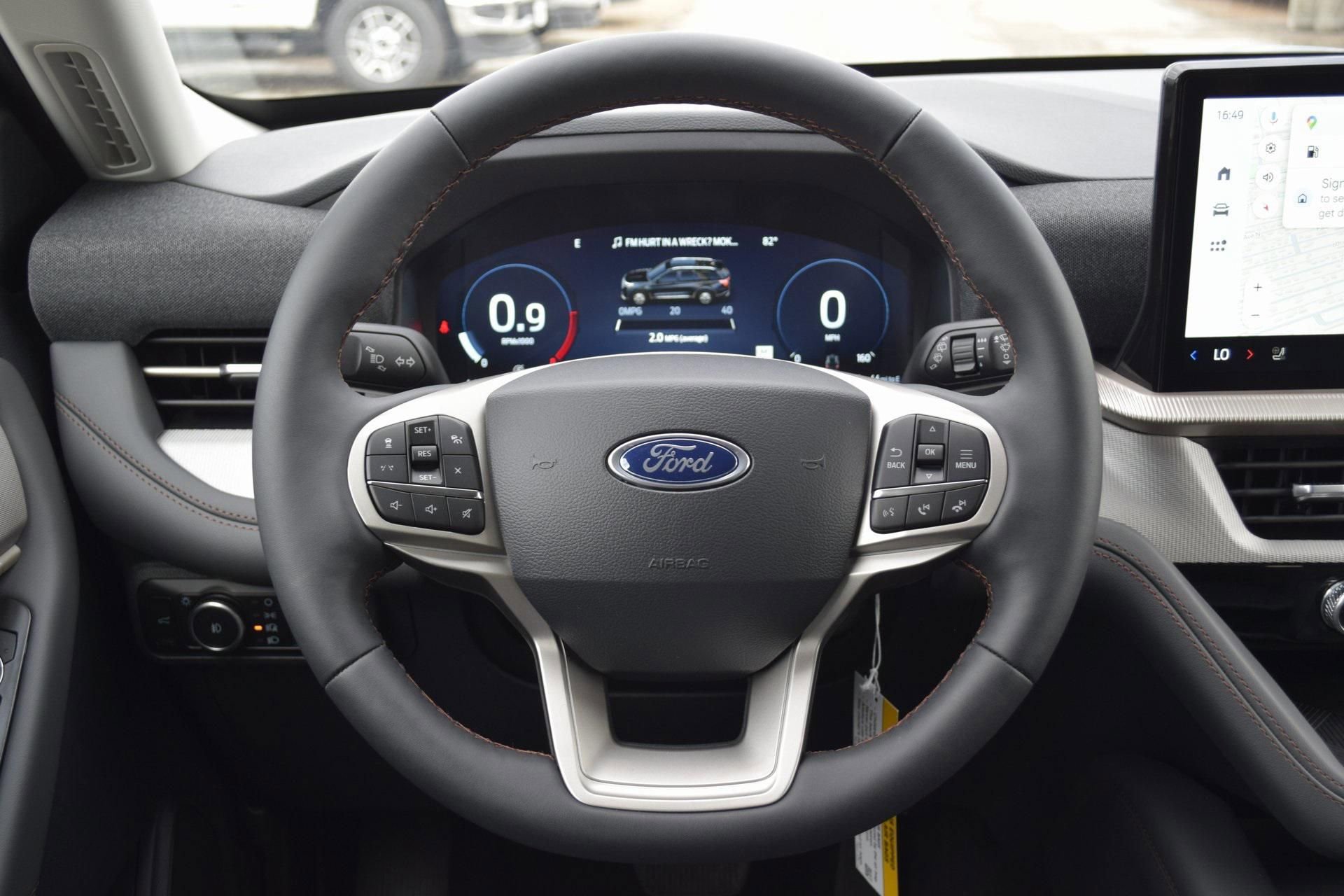 New 2026 Ford Explorer Active w/ Active Comfort Package image 8