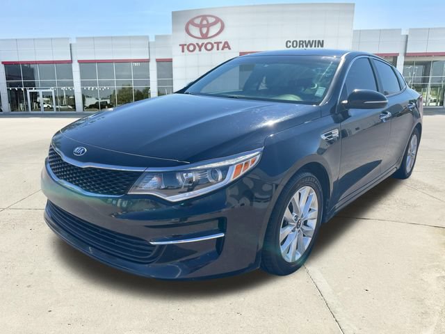 Used 2018 Kia Optima LX w/ 17" Alloy Wheels Package FWD image 7
