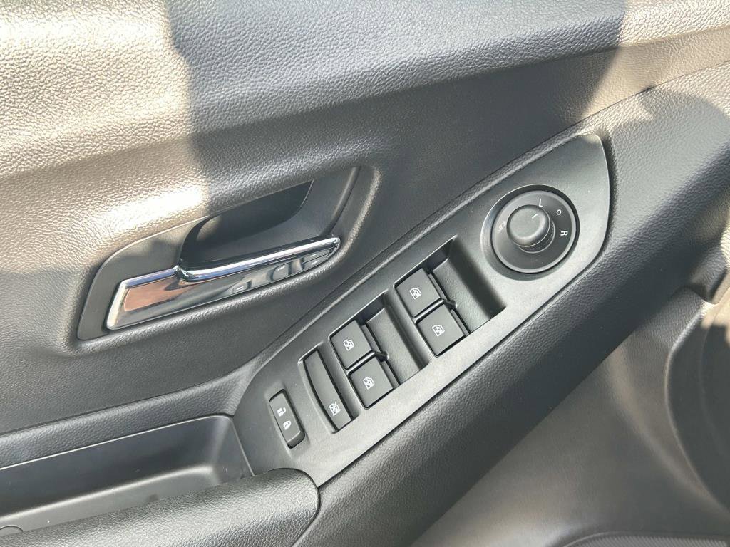 Used 2017 Chevrolet Trax LS image 18