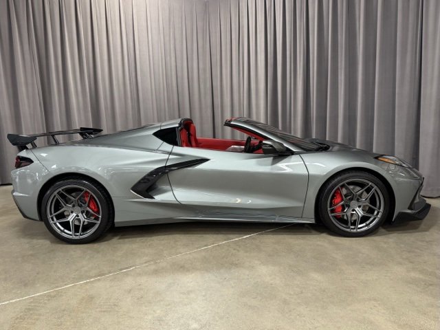 Used 2023 Chevrolet Corvette Stingray Premium Cpe w/ Z51 Performance Package image 4