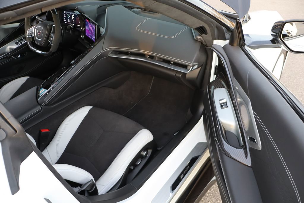 Used 2024 Chevrolet Corvette Z06 image 47