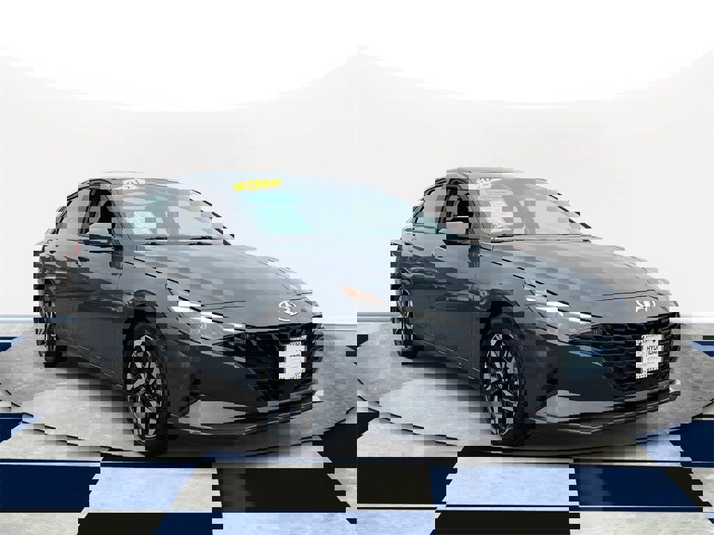 Certified 2023 Hyundai Elantra SEL w/ Convenience Package