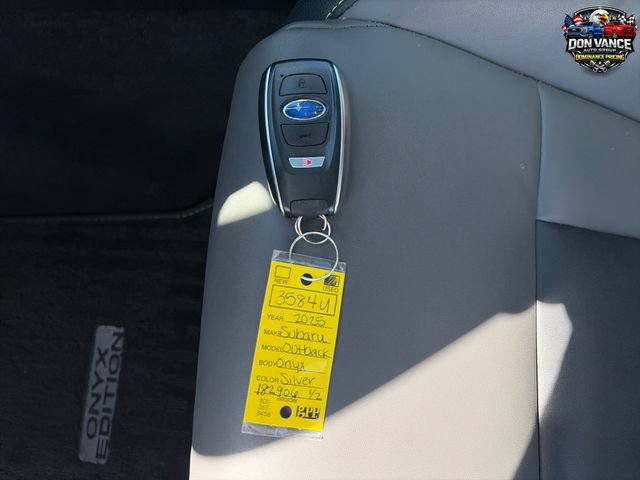Used 2025 Subaru Outback Onyx Edition AWD/4WD image 28