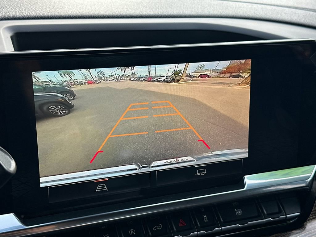 Used 2025 GMC Sierra 1500 SLE image 18