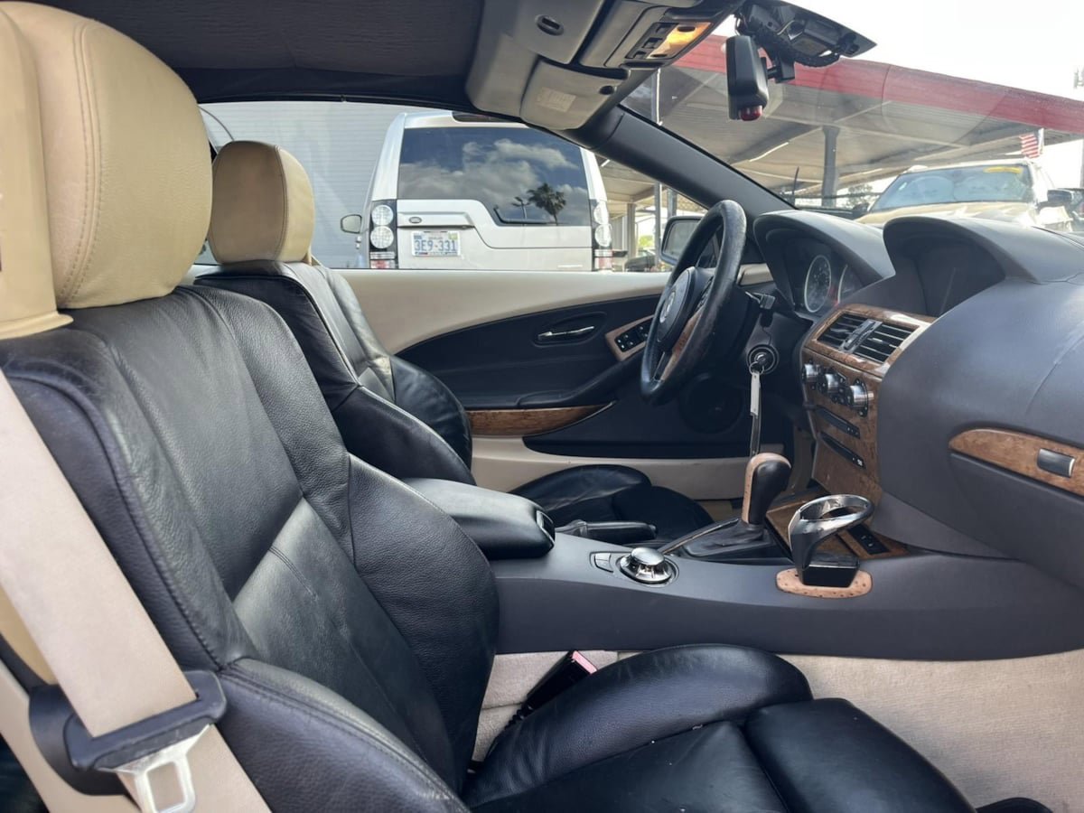 Used 2005 BMW 645Ci Convertible RWD image 23
