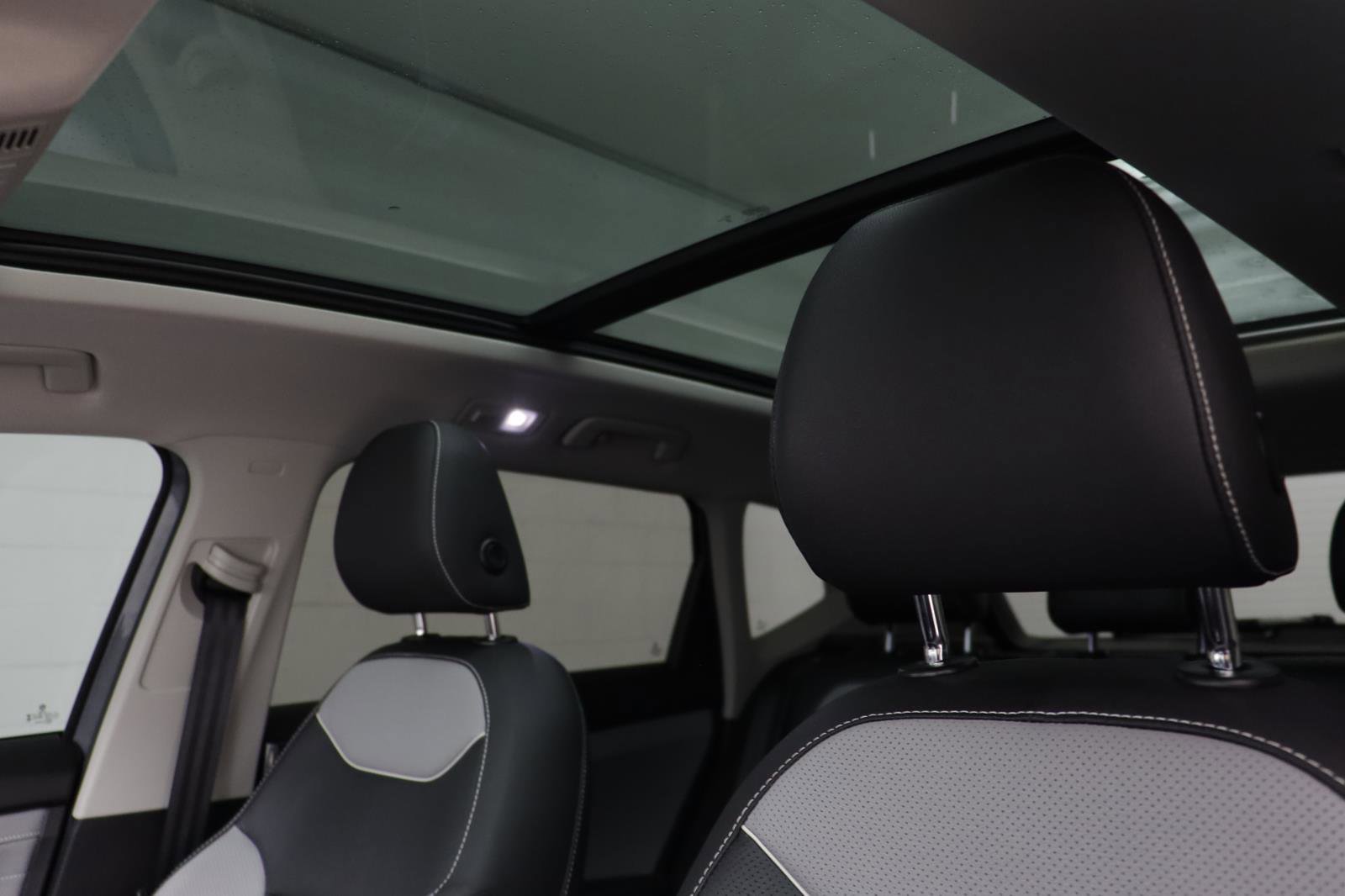 Certified 2024 Volkswagen Taos SEL image 13