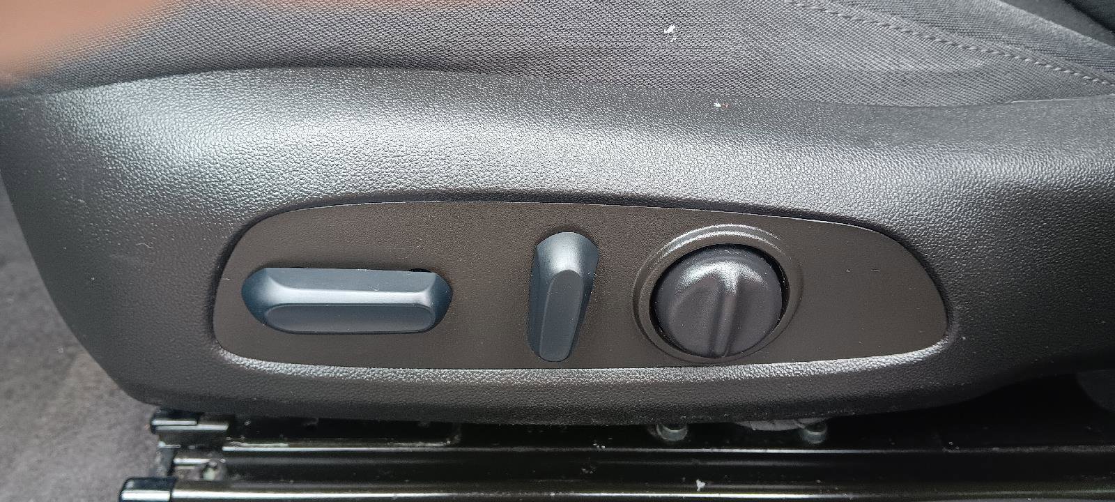 Used 2022 Chevrolet Malibu LT image 9