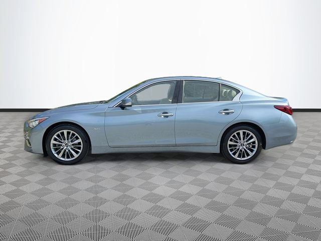 Used 2019 INFINITI Q50 Luxe w/ Essential Package (3.0T Luxe) AWD/4WD image 4