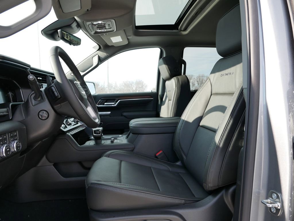 New 2026 GMC Sierra 1500 Denali w/ Denali Reserve Package AWD/4WD image 8