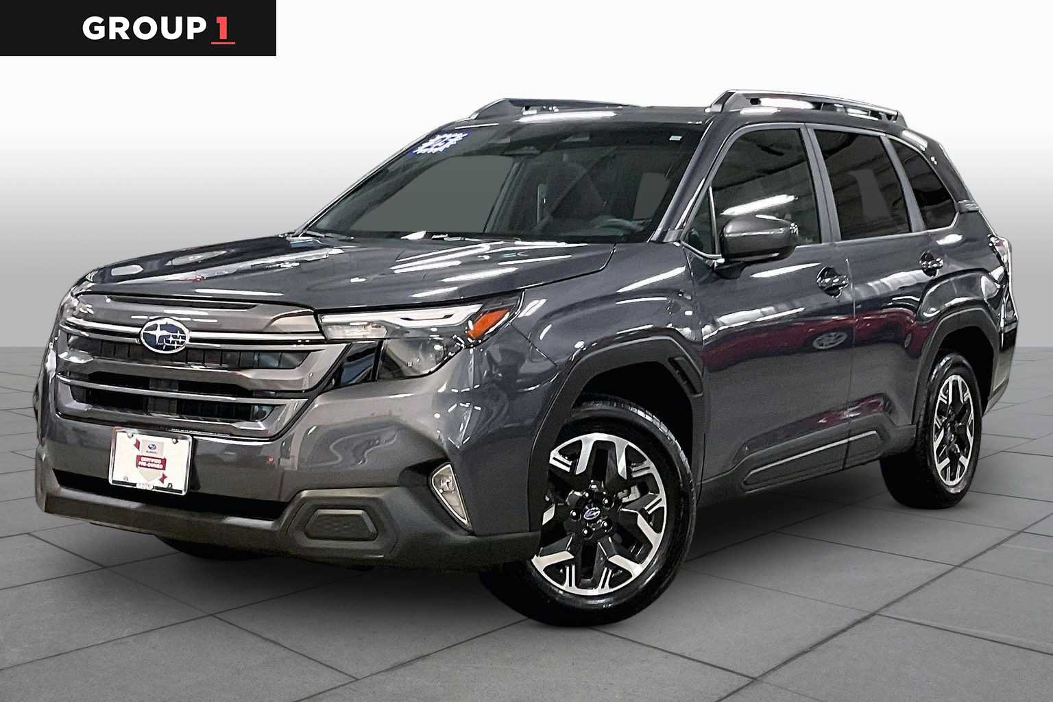 Certified 2025 Subaru Forester Premium AWD/4WD image 1
