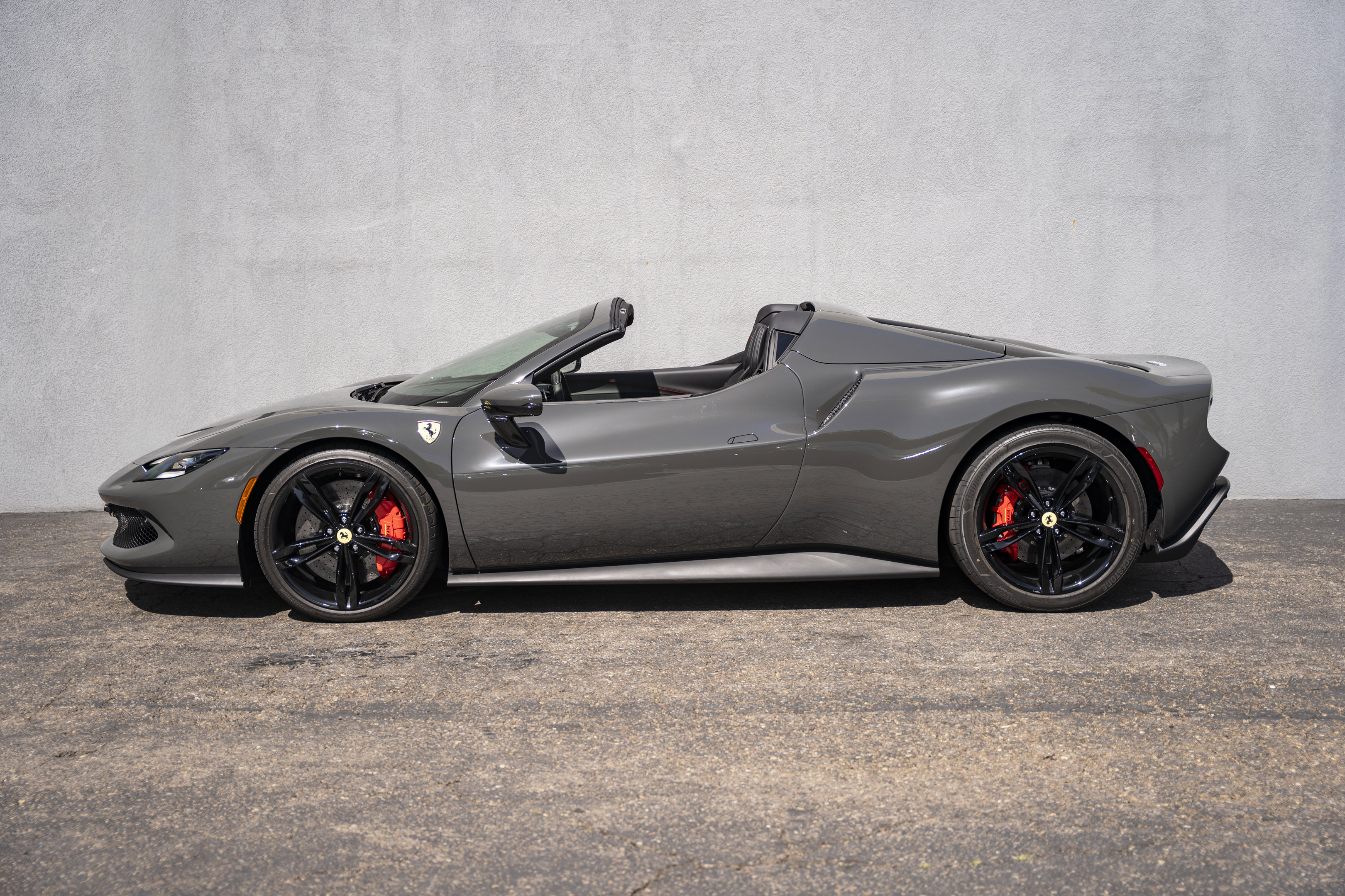 Certified 2026 Ferrari 296 GTS RWD image 2