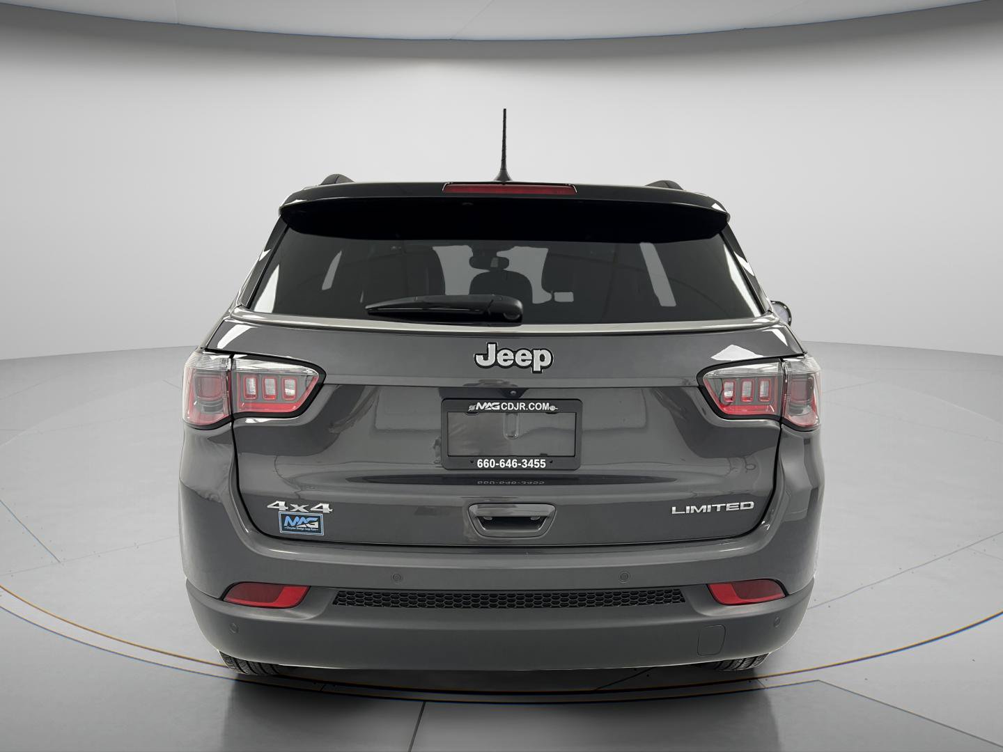 Used 2024 Jeep Compass Limited AWD/4WD image 7