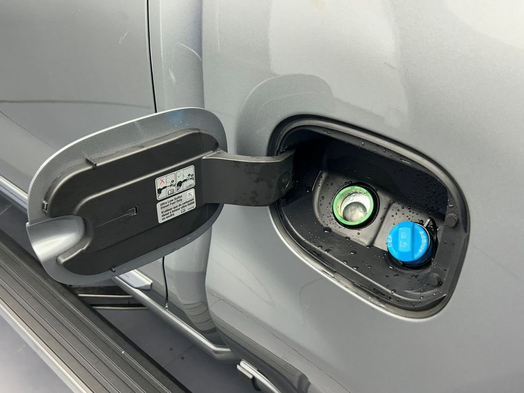 Used 2024 Chevrolet Silverado 1500 High Country w/ Technology Package image 54