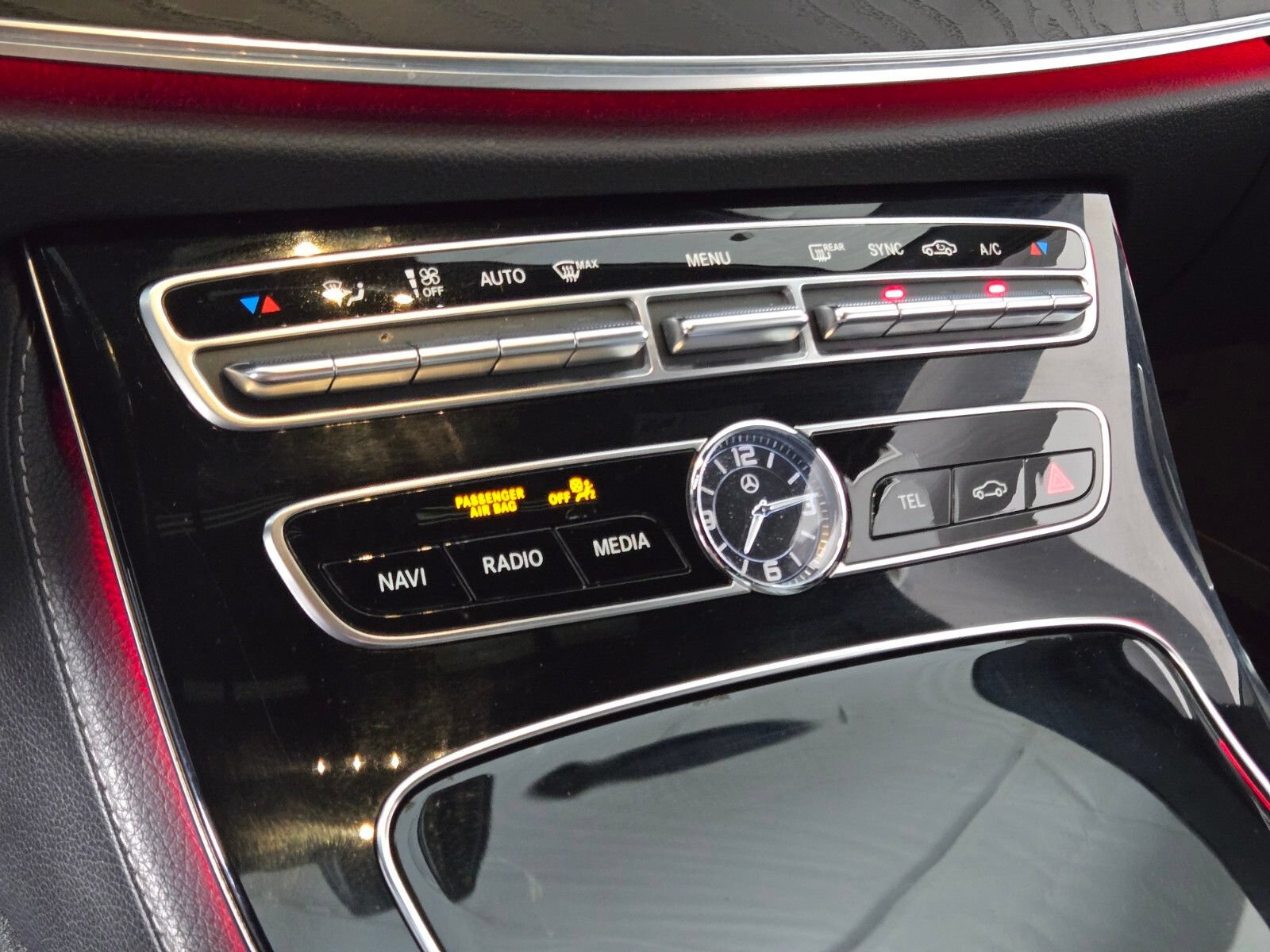 Used 2017 Mercedes-Benz E 300 image 28