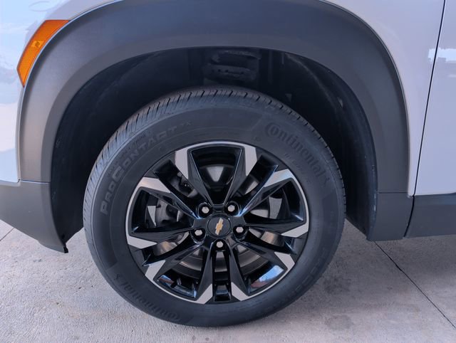 Certified 2023 Chevrolet TrailBlazer LT w/ Convenience Package AWD/4WD image 16