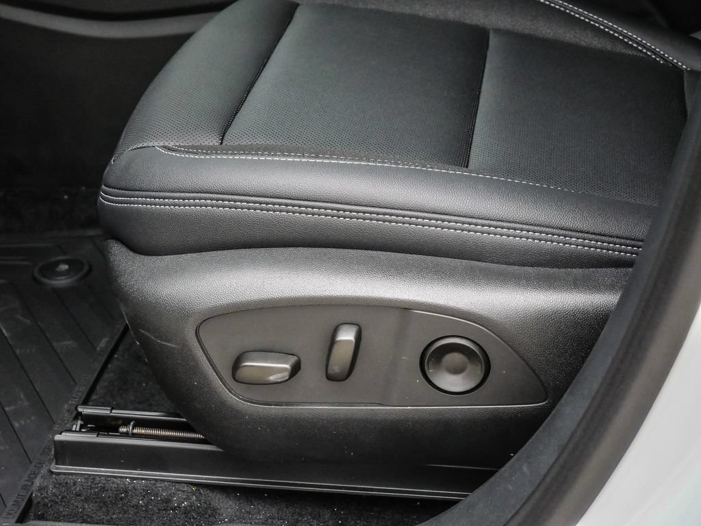 New 2026 Chevrolet Blazer EV LT FWD image 28