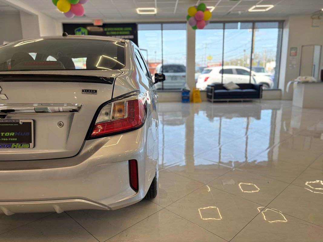 Used 2022 Mitsubishi Mirage G4 Black Edition image 14