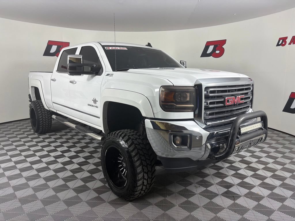 Used 2015 GMC Sierra 2500 SLT w/ Duramax Plus Package AWD/4WD image 10