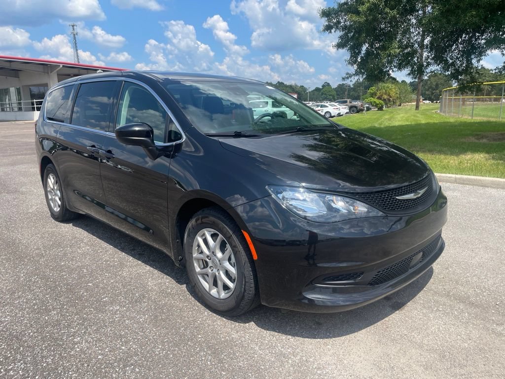 Used 2023 Chrysler Voyager LX