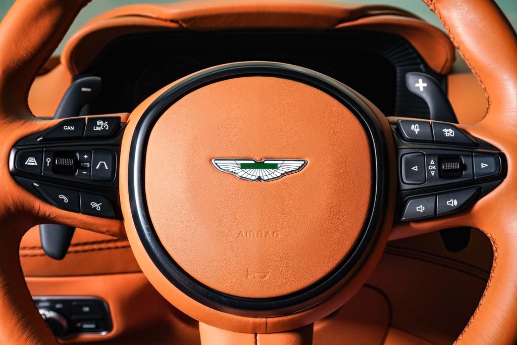 Used 2023 Aston Martin DBX AWD/4WD image 25