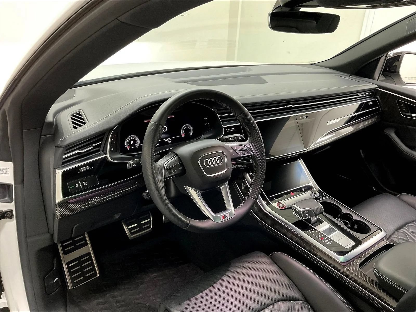 Used 2023 Audi SQ8 Premium Plus AWD/4WD image 10