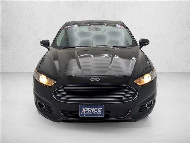 Used 2013 Ford Fusion Titanium w/ Titanium Driver Assist Pkg AWD/4WD image 2