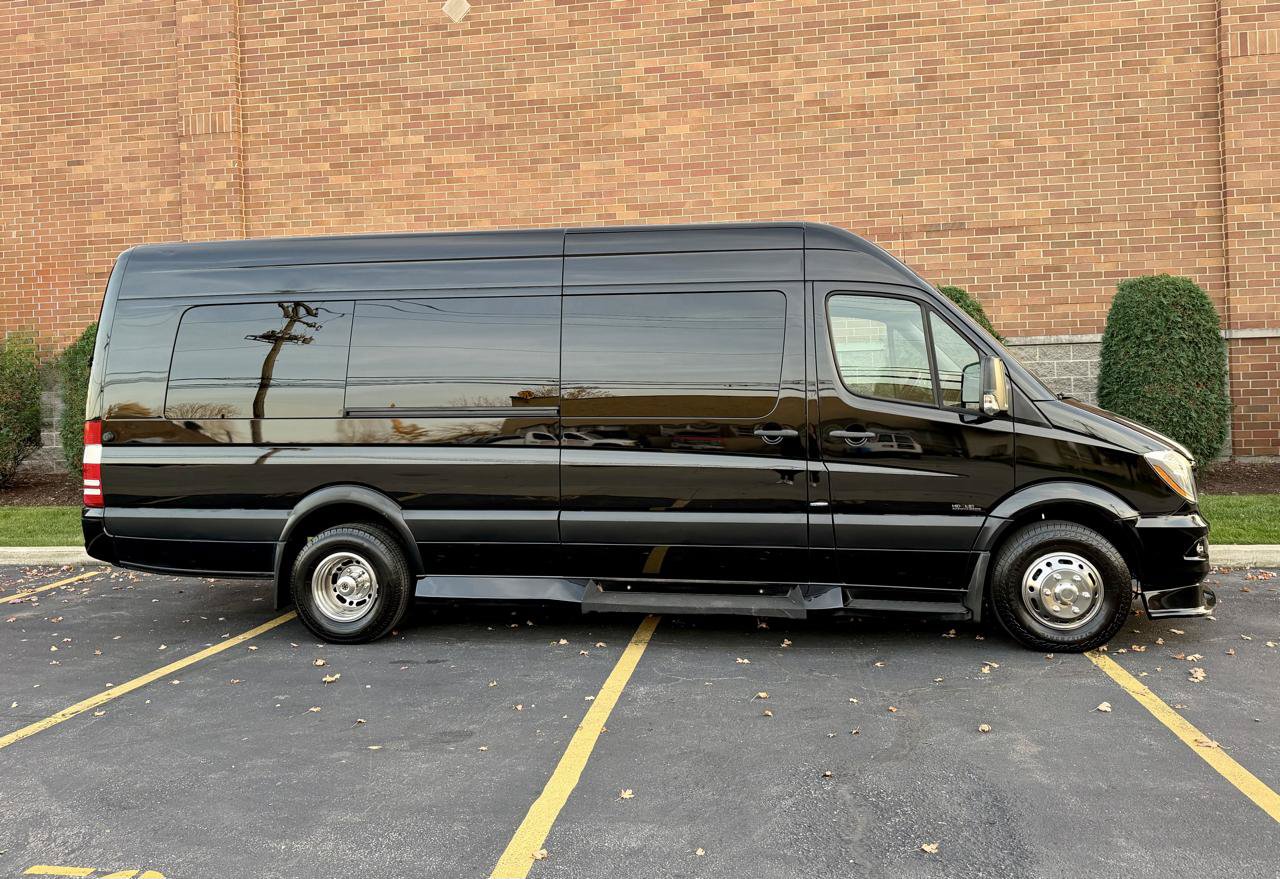 Used 2016 Mercedes-Benz Sprinter 3500 image 23